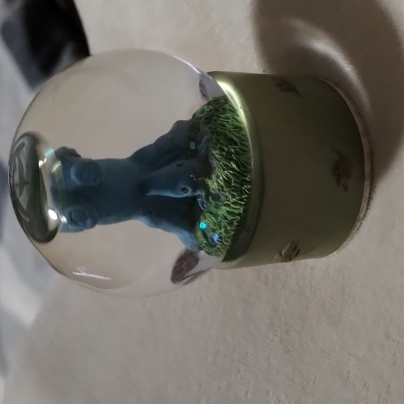 Set at 5 Vintage Disney Mini Snow globes - Picture 6 of 6